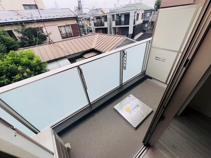 Vega Sanwa ベランダ