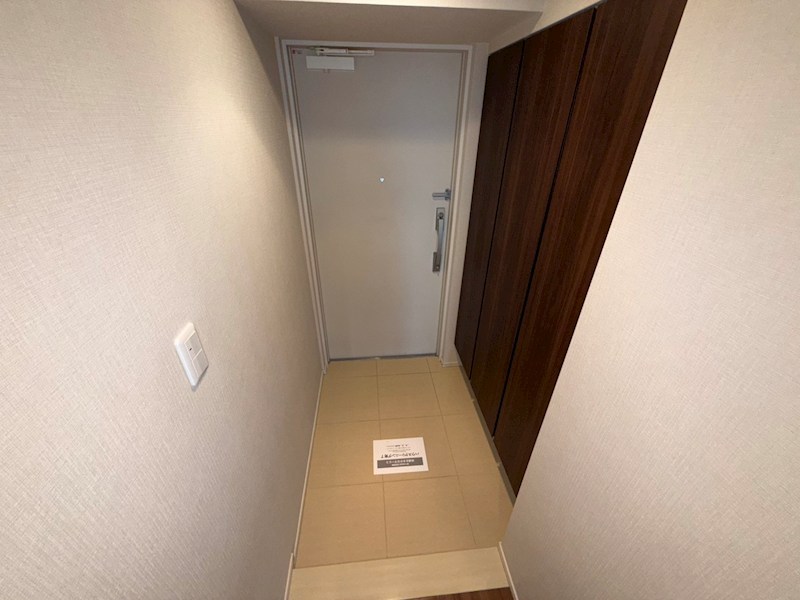 クレストフォルム柏サウスウイング 玄関