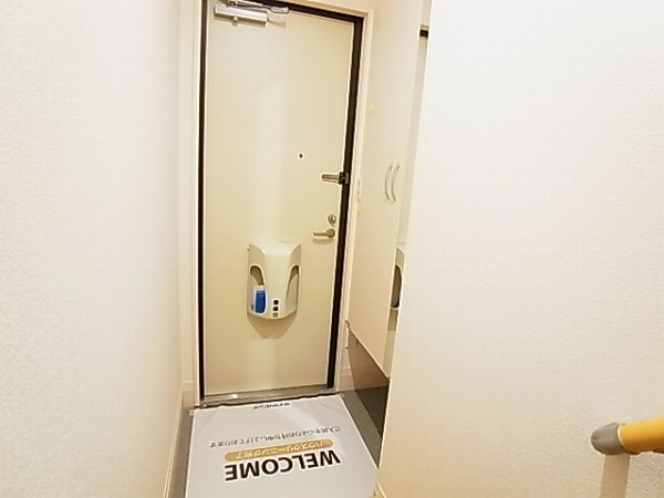 グランボヌールⅢ 玄関