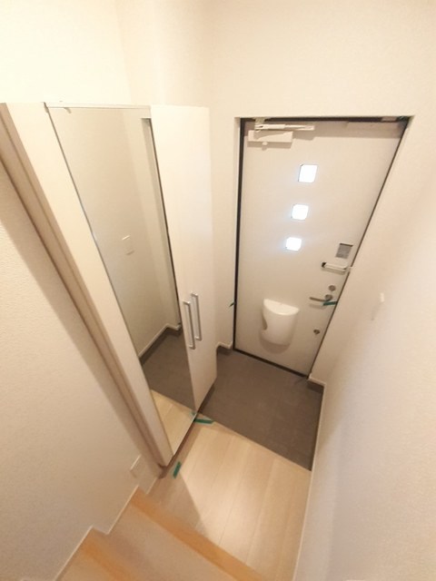 カレント　六笠 玄関