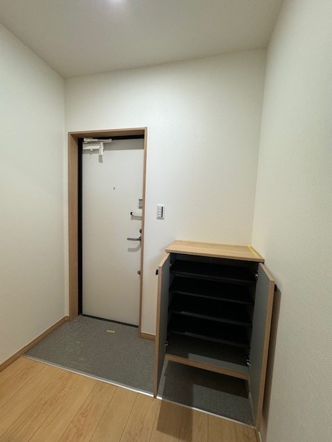 ベルシャンテ新松戸 玄関