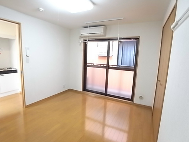 サポーレ北松戸 リビング