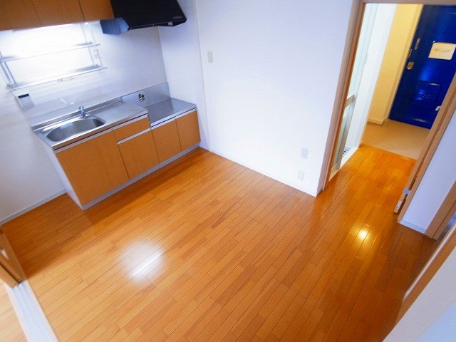 源七第二コーポラス リビング