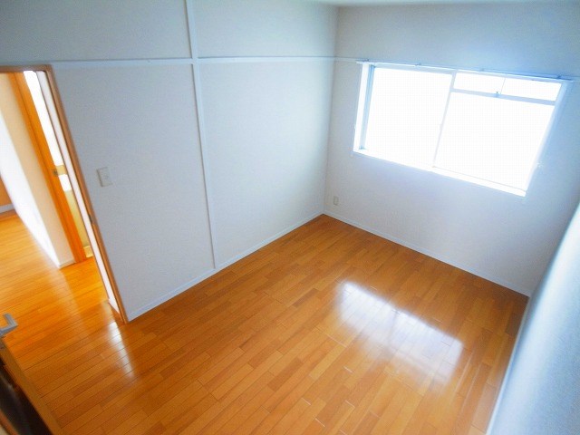 源七第二コーポラス ベッドルーム