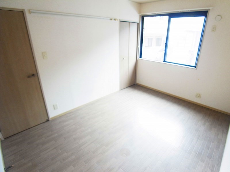 セントラル松ヶ丘 ベッドルーム