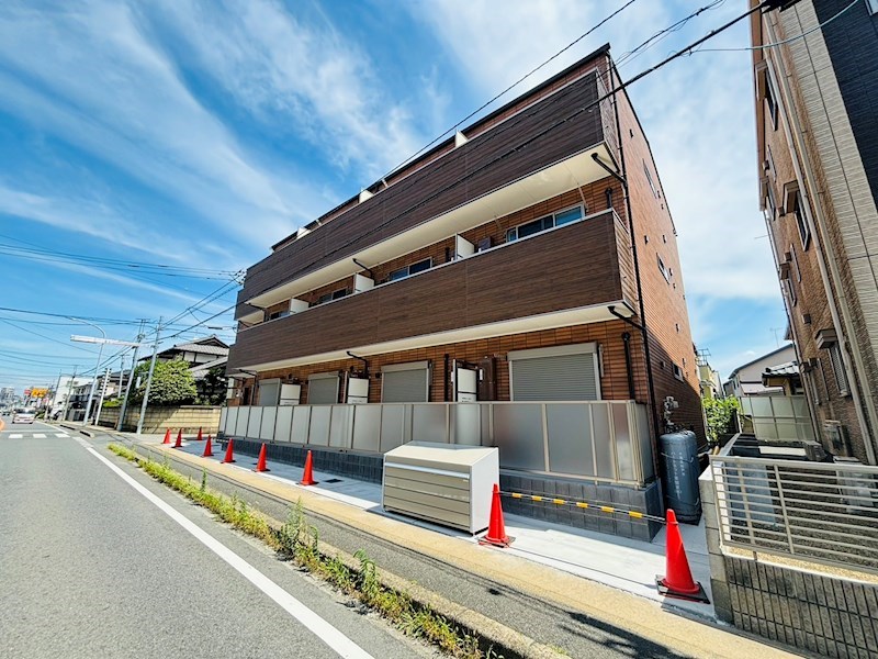 グランパラディソ 203号室 外観