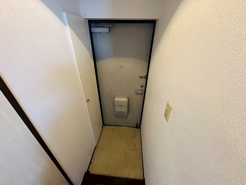 スリーハイム鹿浜 玄関