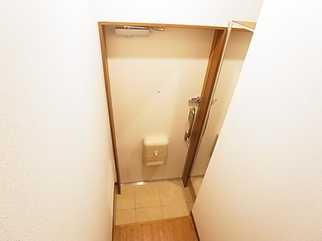 アムールハイツ 玄関