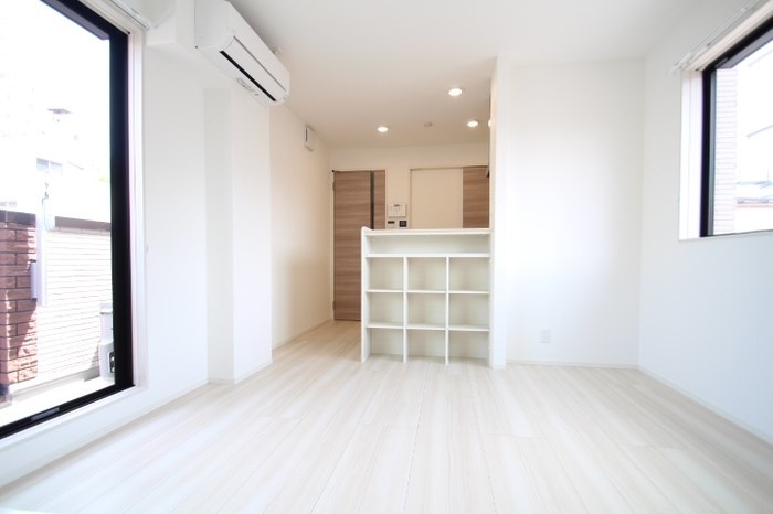 ノーバヤ　カナヤ リビング