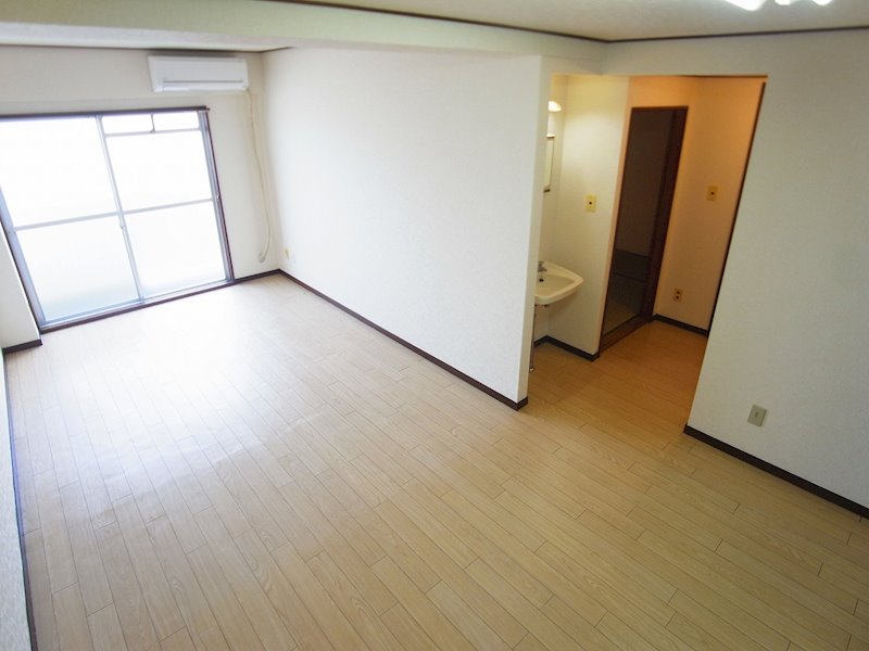 コートアオイ その他8