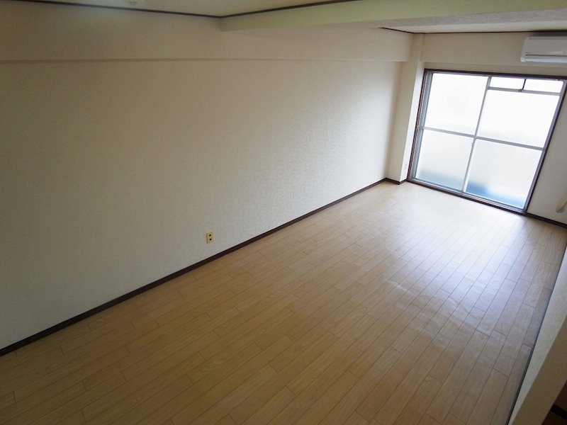 コートアオイ その他9