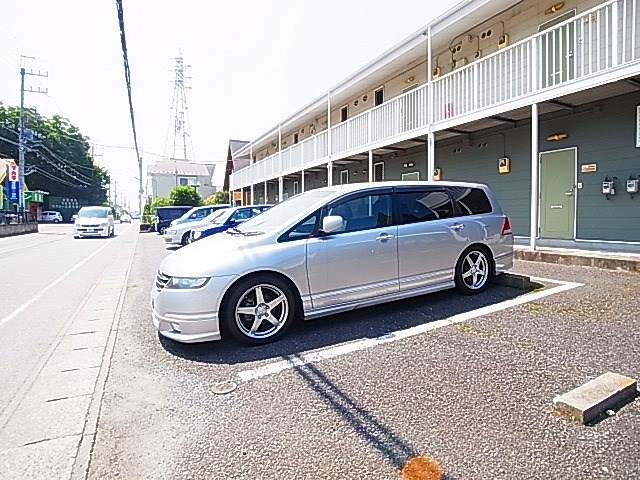 アーバンコーポラス 駐車場