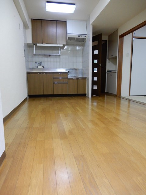 グランベル綾瀬 リビング