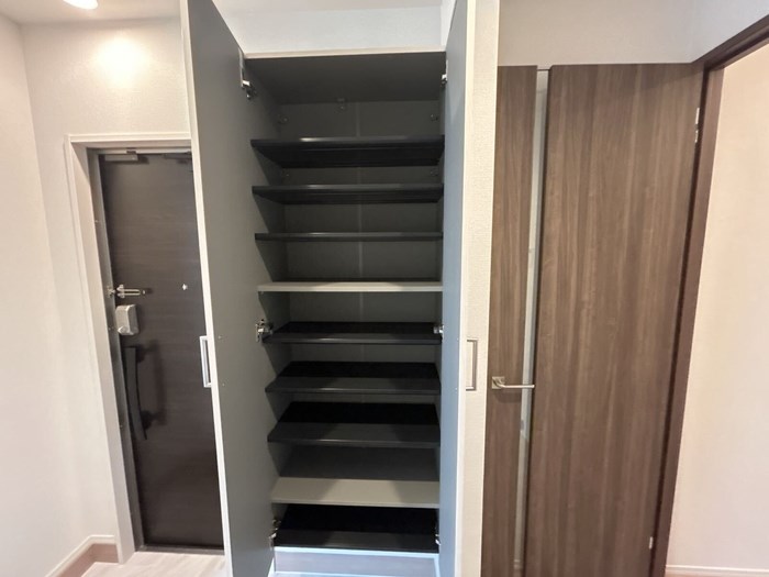 グラナーデ扇Ⅰ　C 玄関