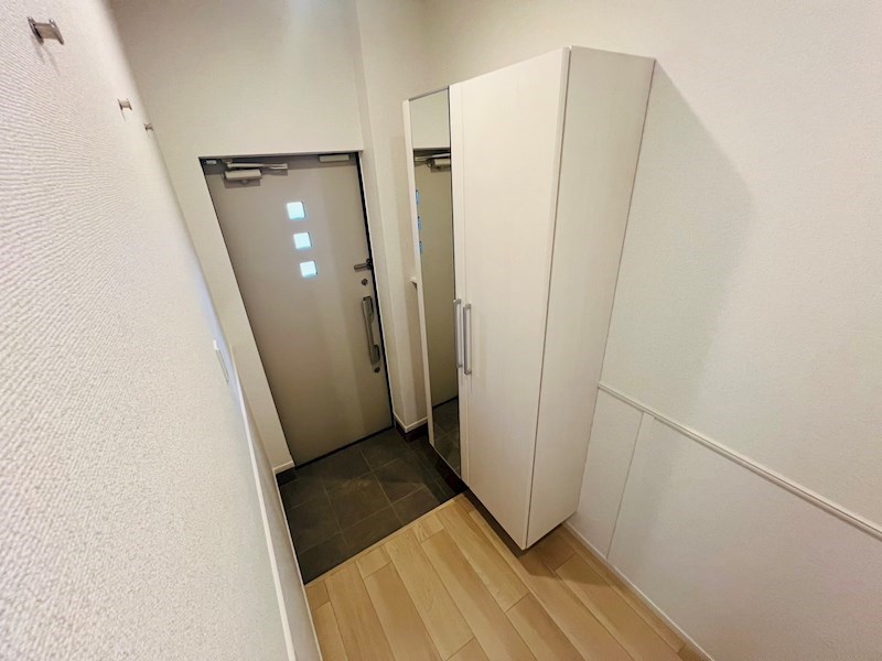 ソレイユ・ファミールⅢ 玄関