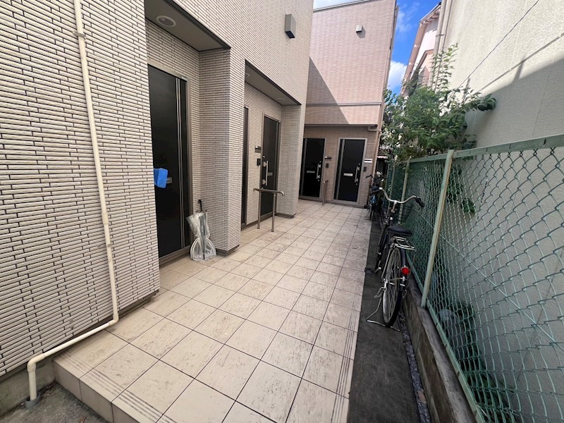 エグザ エントランス