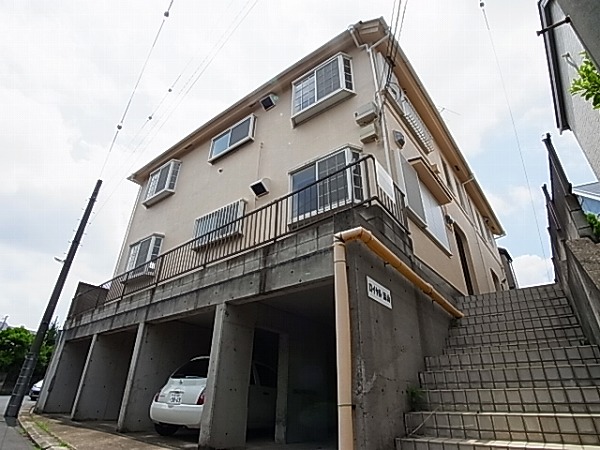 ロイヤル流山 101号室 外観