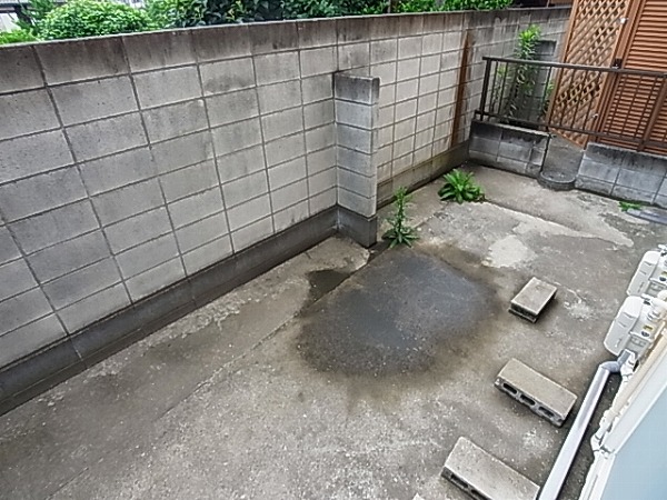 ロイヤル流山 ベランダ