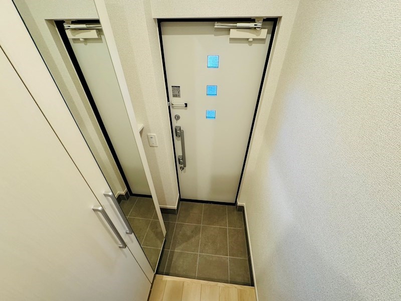 ソラリスＮ 玄関