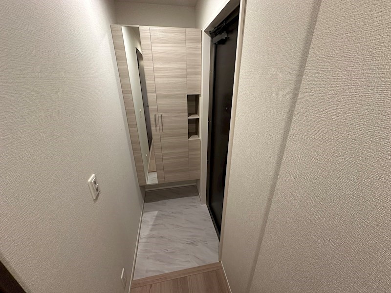 グラナーデ扇Ⅰ　C 玄関