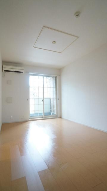 ベルク　フルスＢ リビング