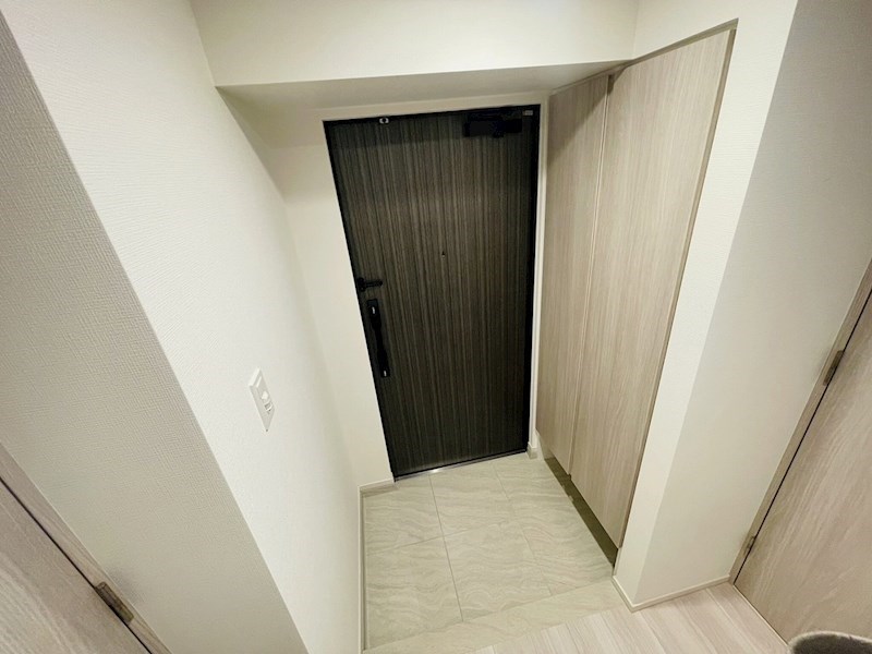 S-RESIDENCE千住大橋 玄関