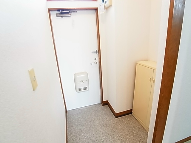 シティハイツ荒井Ⅱ 玄関