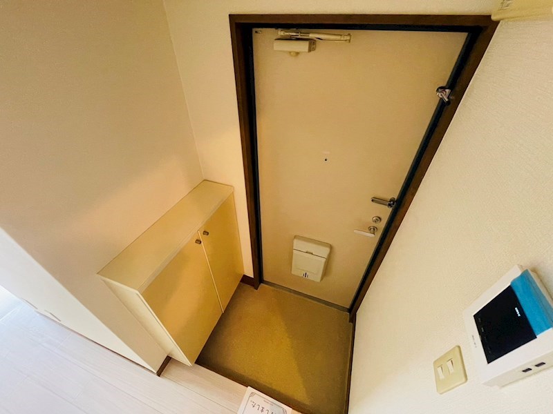 メゾンリリー　足立 玄関