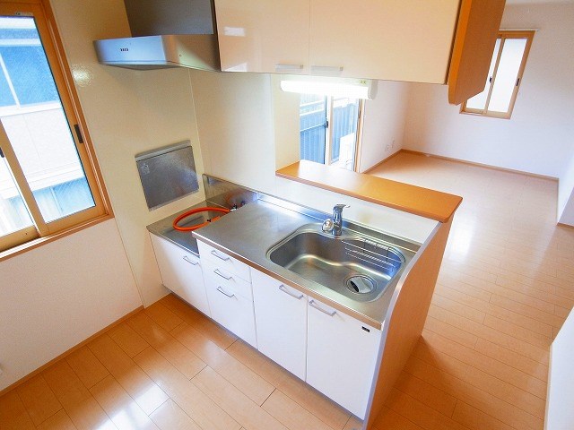 マサーレ・オガワB キッチン