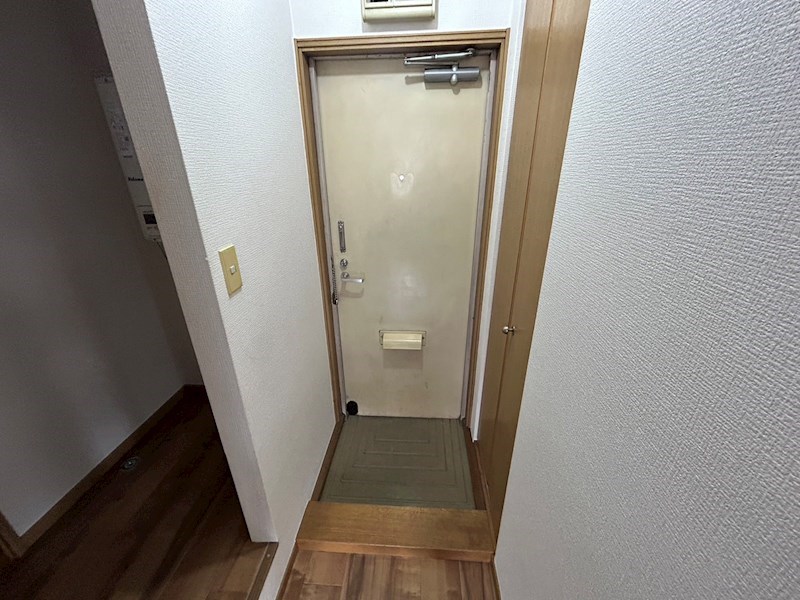 エステートピアエース 玄関