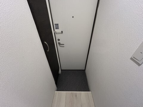 ジーメゾン鎌ケ谷シエル 玄関