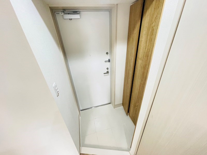 クオリタス綾瀬 玄関