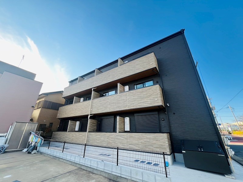 ELM　VISTA　B　(エルムヴィスタ　ビー） 203号室 外観