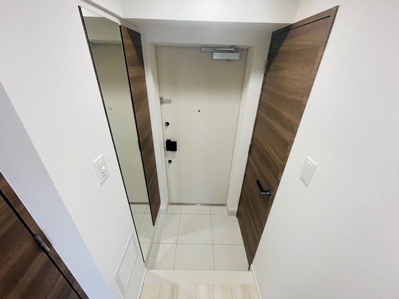 ARCOBALENO　TAKENOTSUKA 玄関