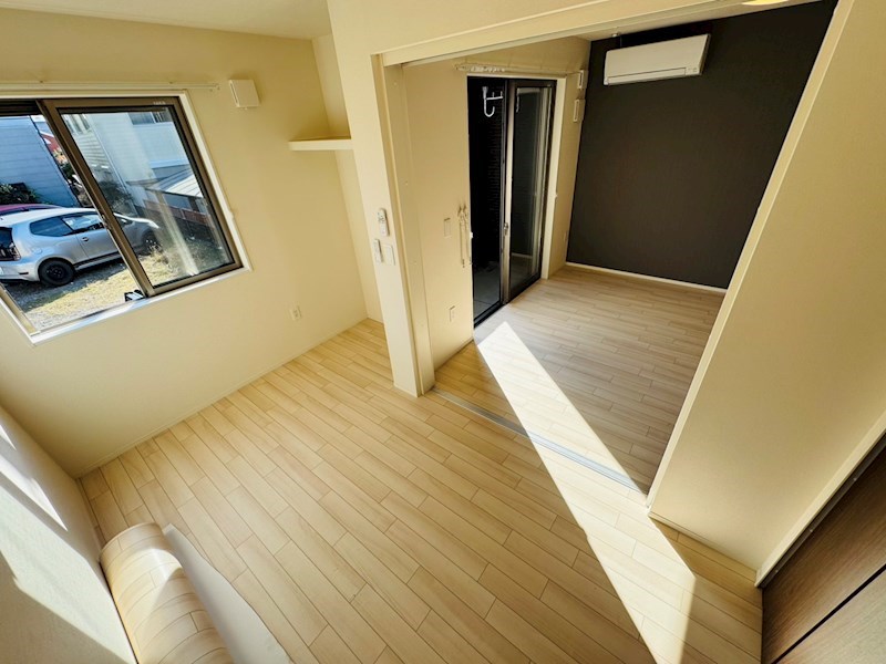 エルフォルク リビング