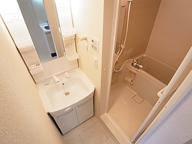 ダブルレインボー六実 その他2