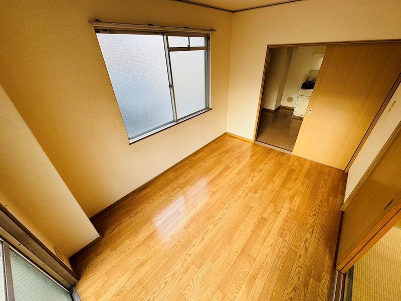 サンハイムカズ ベッドルーム