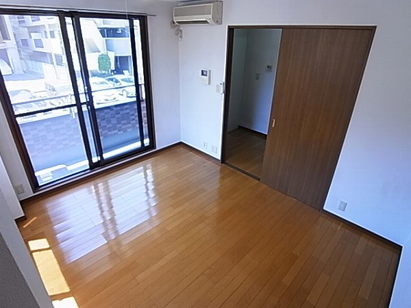 ＫⅡビル ベッドルーム