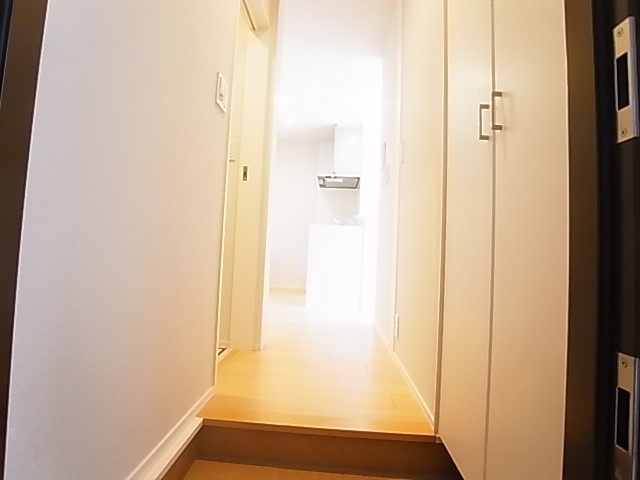 ファミーユⅠ 玄関