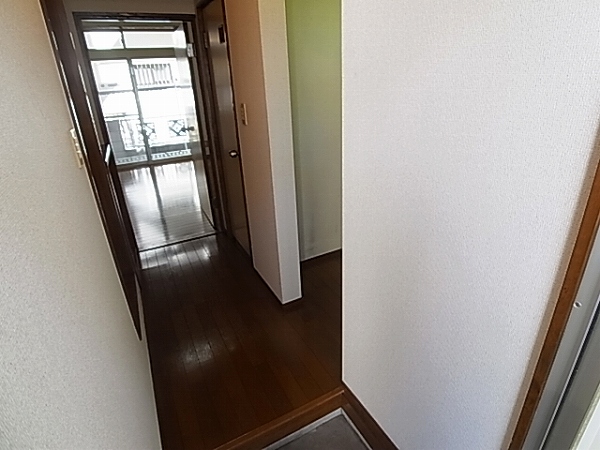 ロイヤルハイツ富士見台 玄関