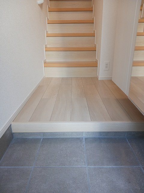 セレシア　おおたかの森 玄関