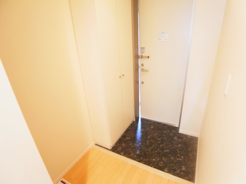 ひだまり荘 玄関