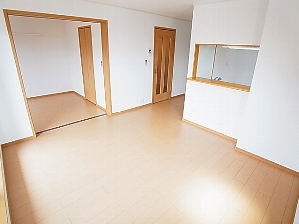 ブロードシティ　Ｄ棟 リビング