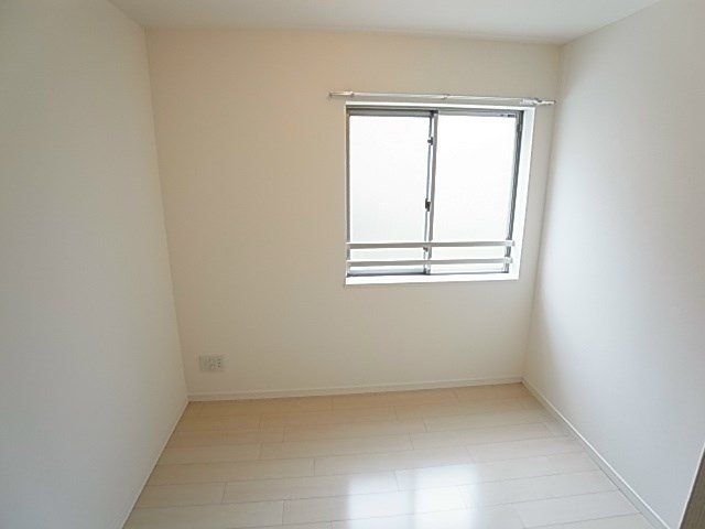 リラヴェールレジデンス ベッドルーム