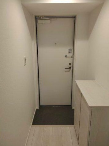 カインドネス西新井 玄関