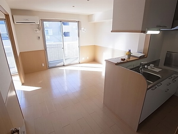 グランドソレイユＢ棟 リビング