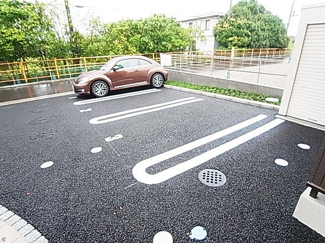 パークハイム 駐車場