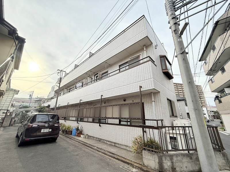 ホワイトコート綾瀬 外観写真