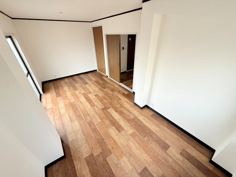 ホワイトコート綾瀬 リビング