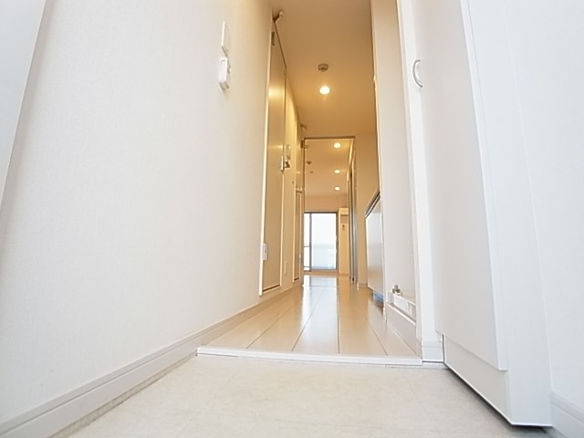 リブリ・サンオアシス 玄関